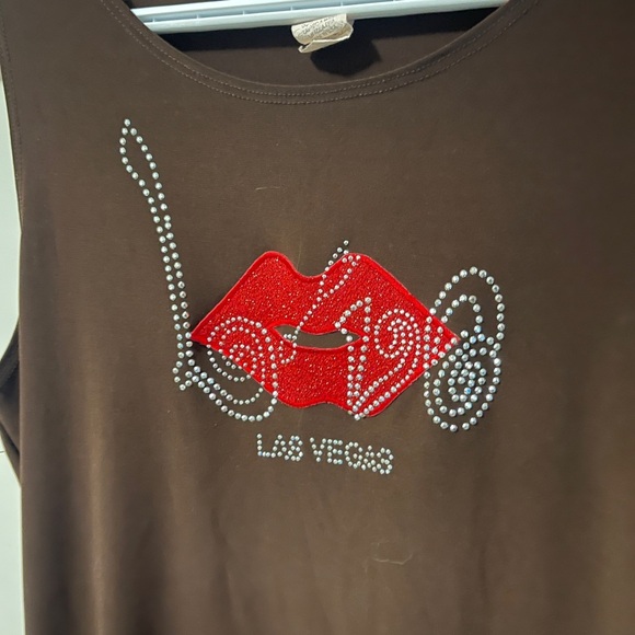 Vintage Las Vegas Love LV Bedazzled Top Small/Medium - Picture 2 of 3